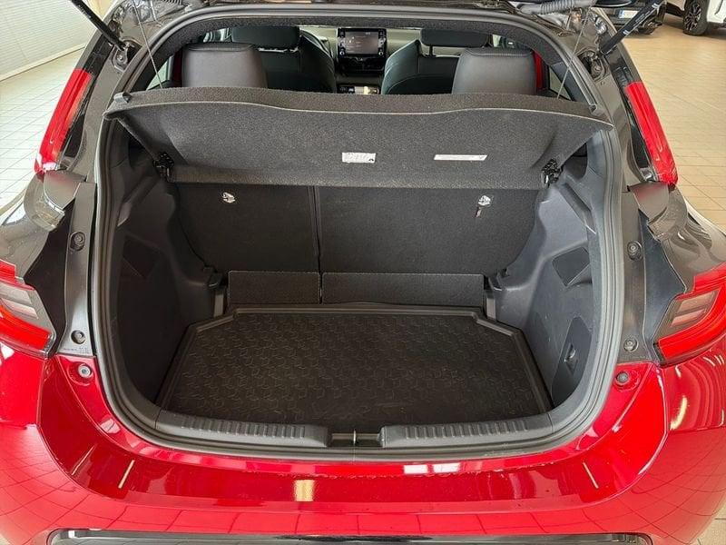 Toyota Yaris Hybrid Style MY22