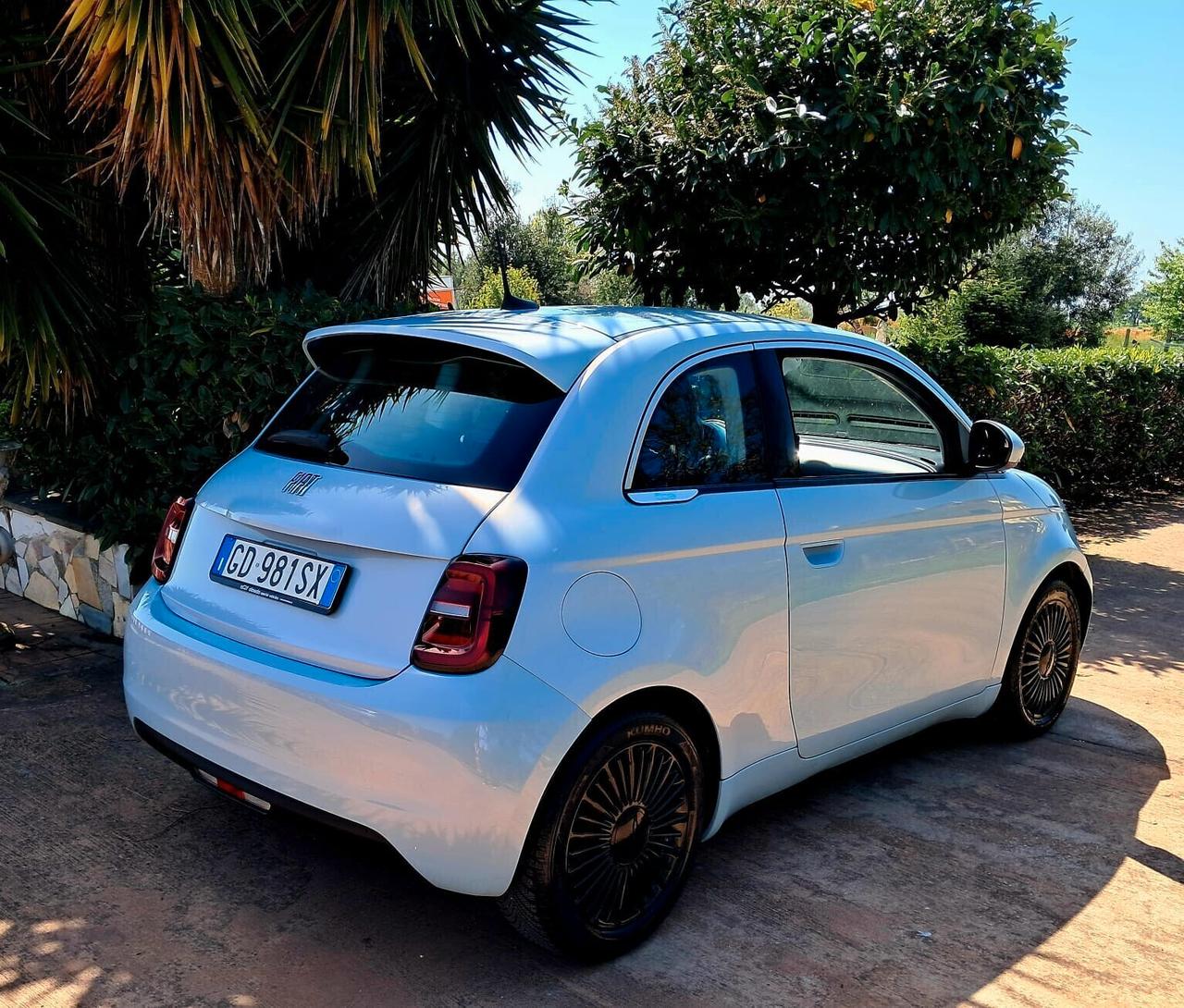 Fiat 500 500e 42 kWh Icon NAVI FULL IVA ESPOSTA