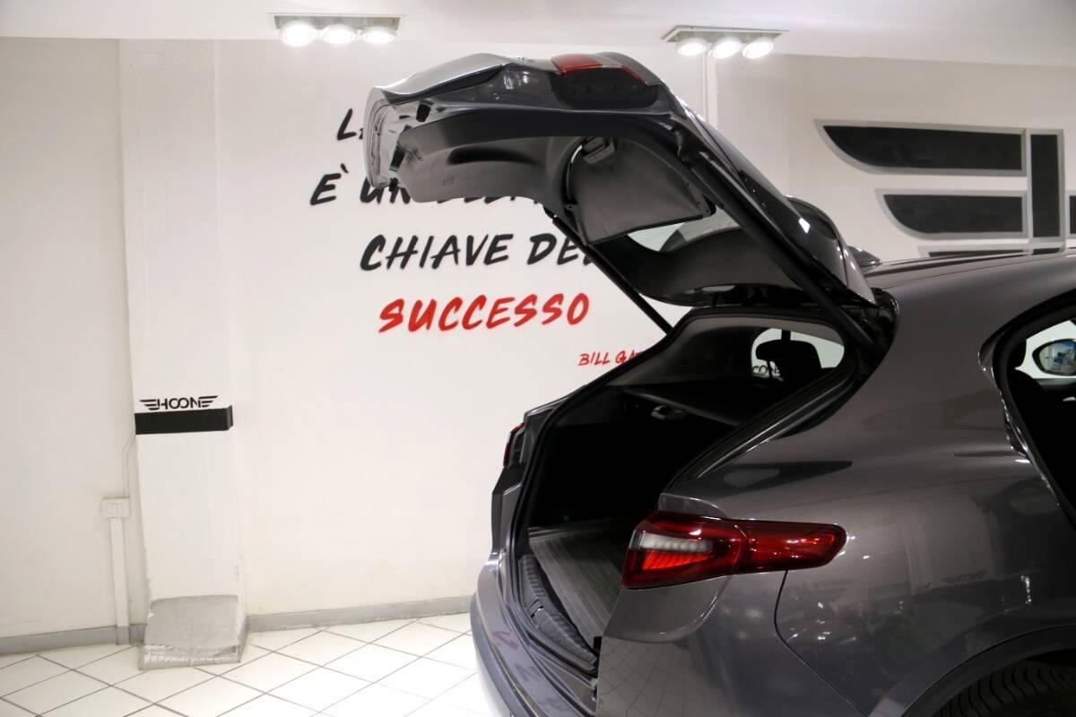 Alfa Romeo Stelvio 2.2 t Executive Q4 180cv auto