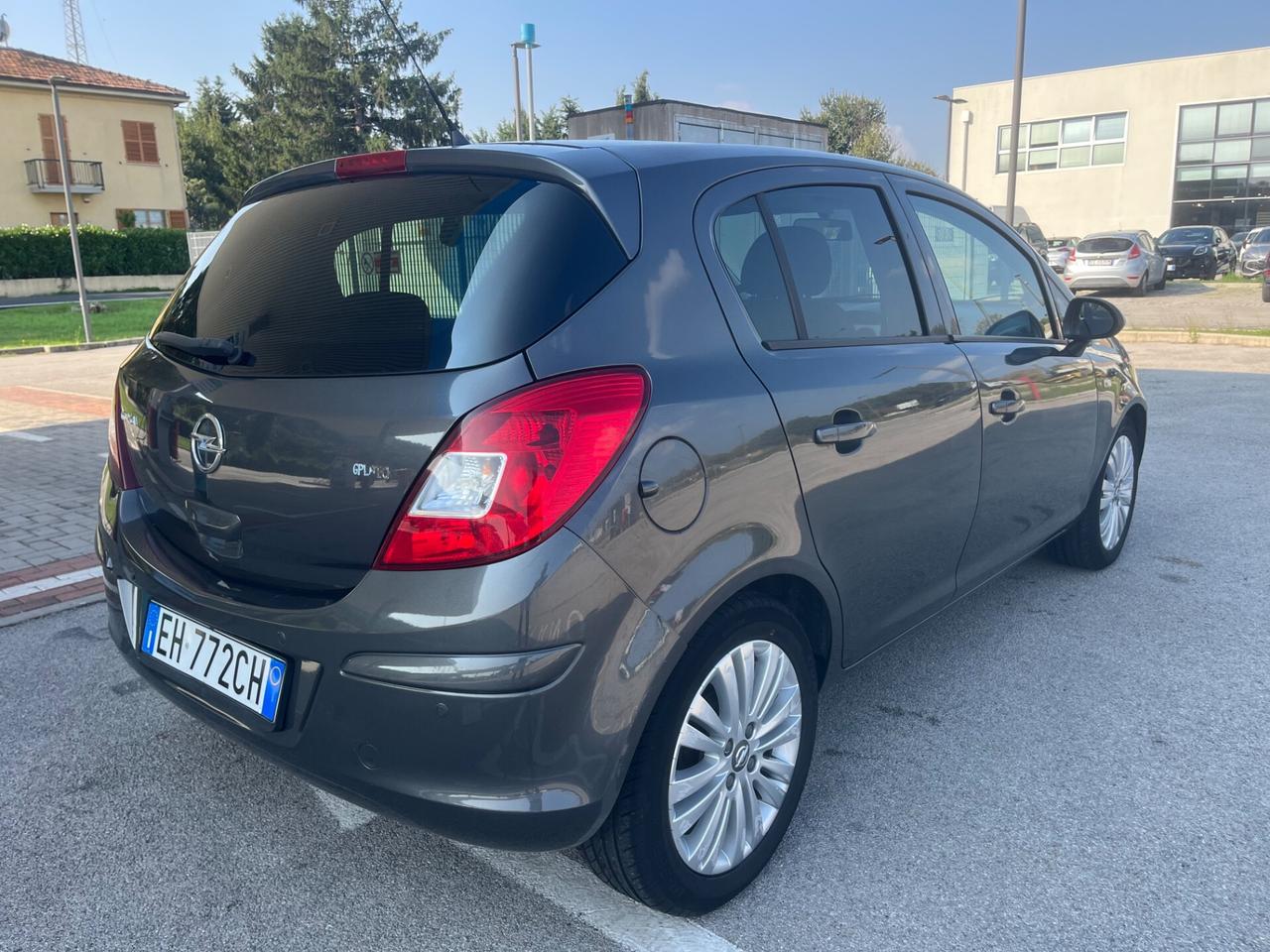 Opel Corsa 1.2 85CV 5 porte GPL-TECH Club