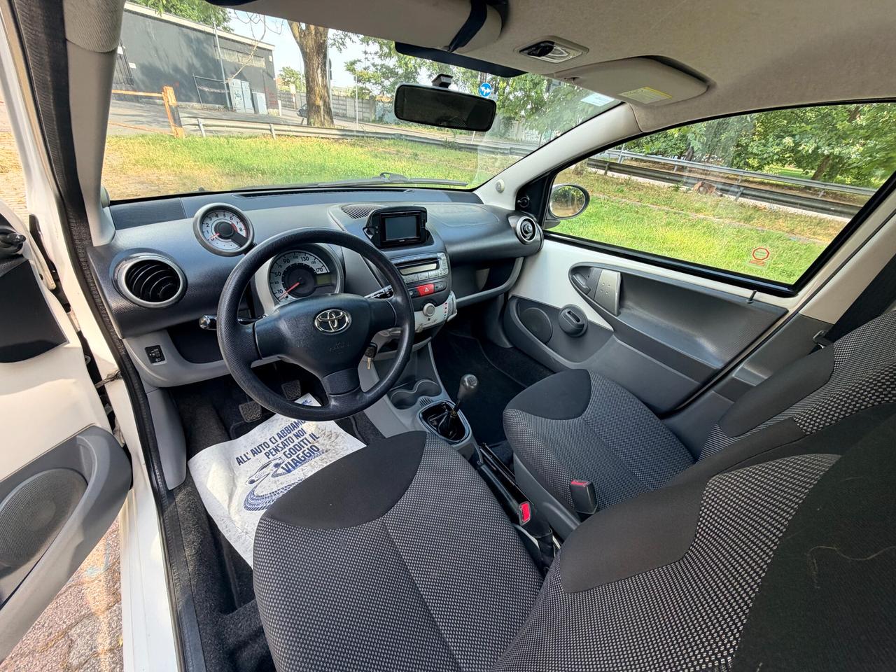 Toyota Aygo 1.0 12V VVT-i 5 porte Sol Connect