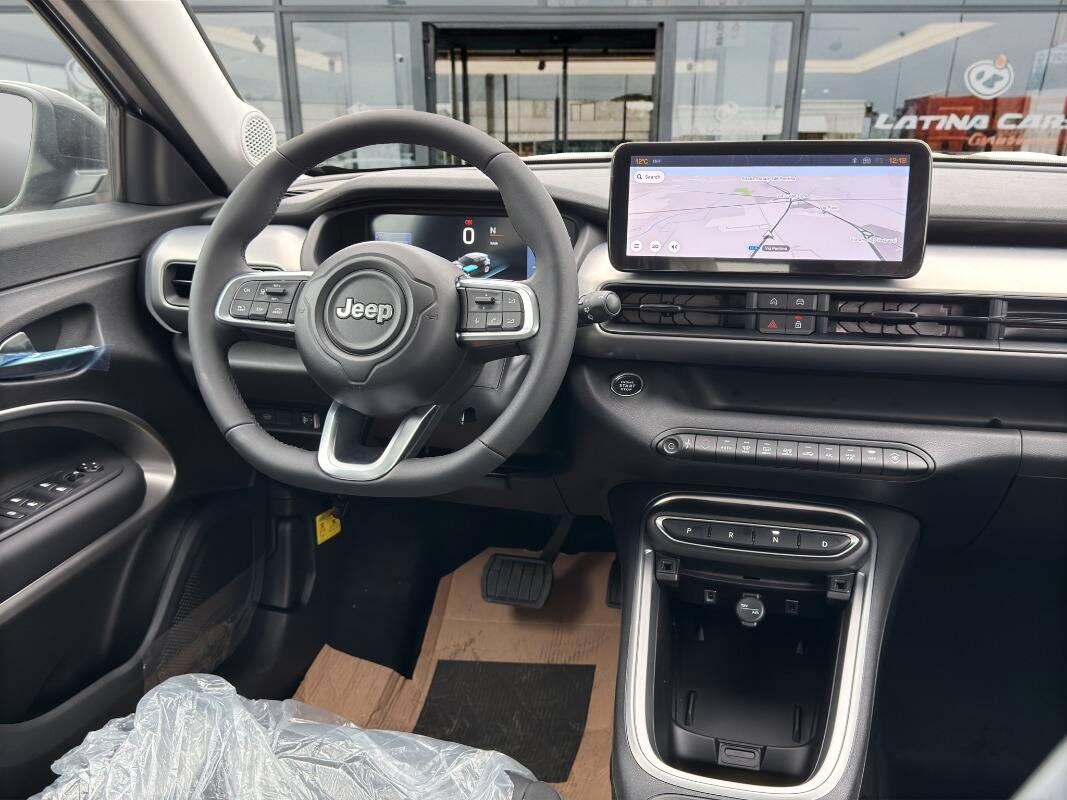 Jeep Avenger 1.2 t. e-hybr.mhev Summit edct6 CON TETTO APRIBILE