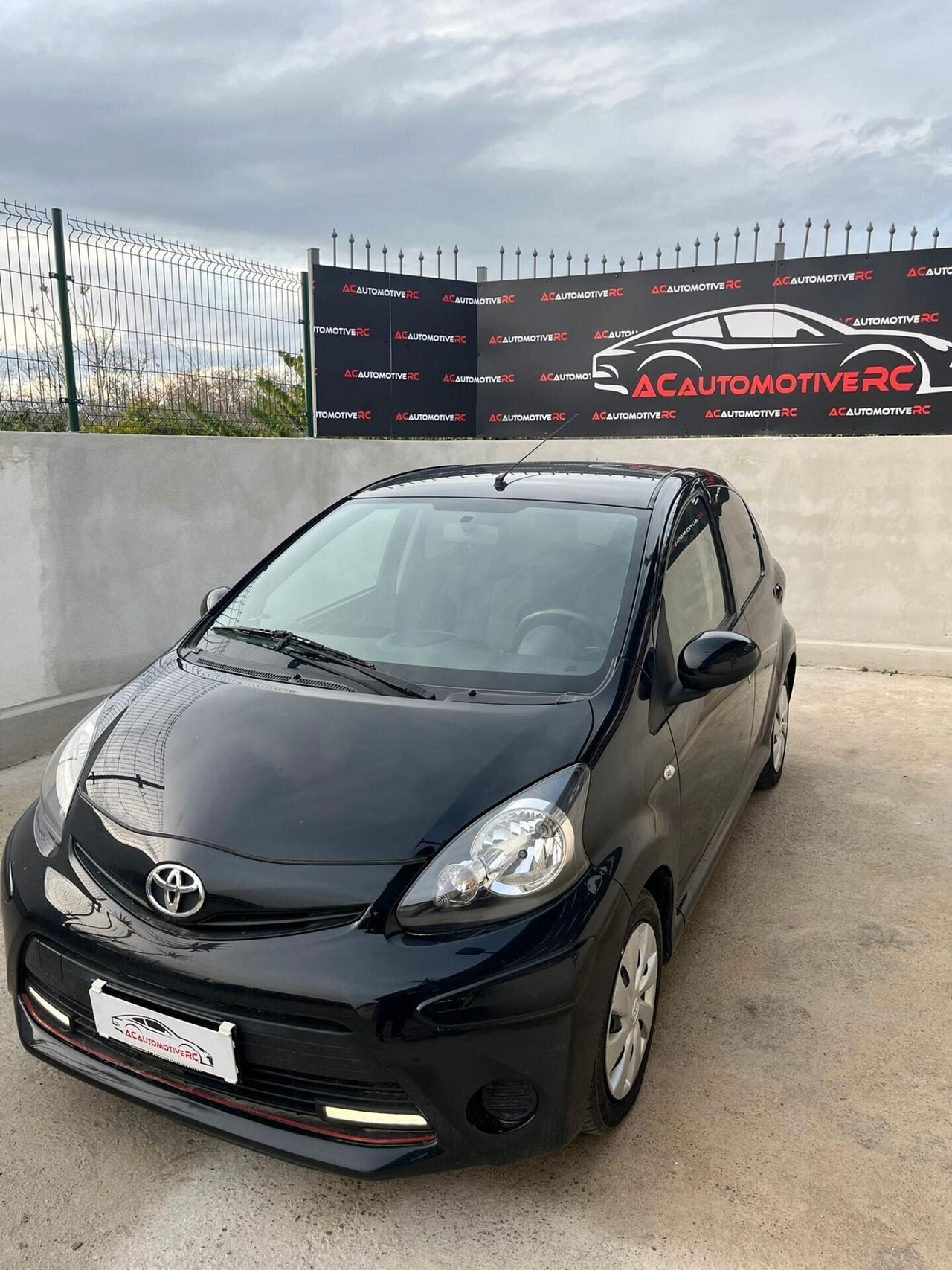 Toyota Aygo 1.0 12V VVT-i 5 porte Active Connect