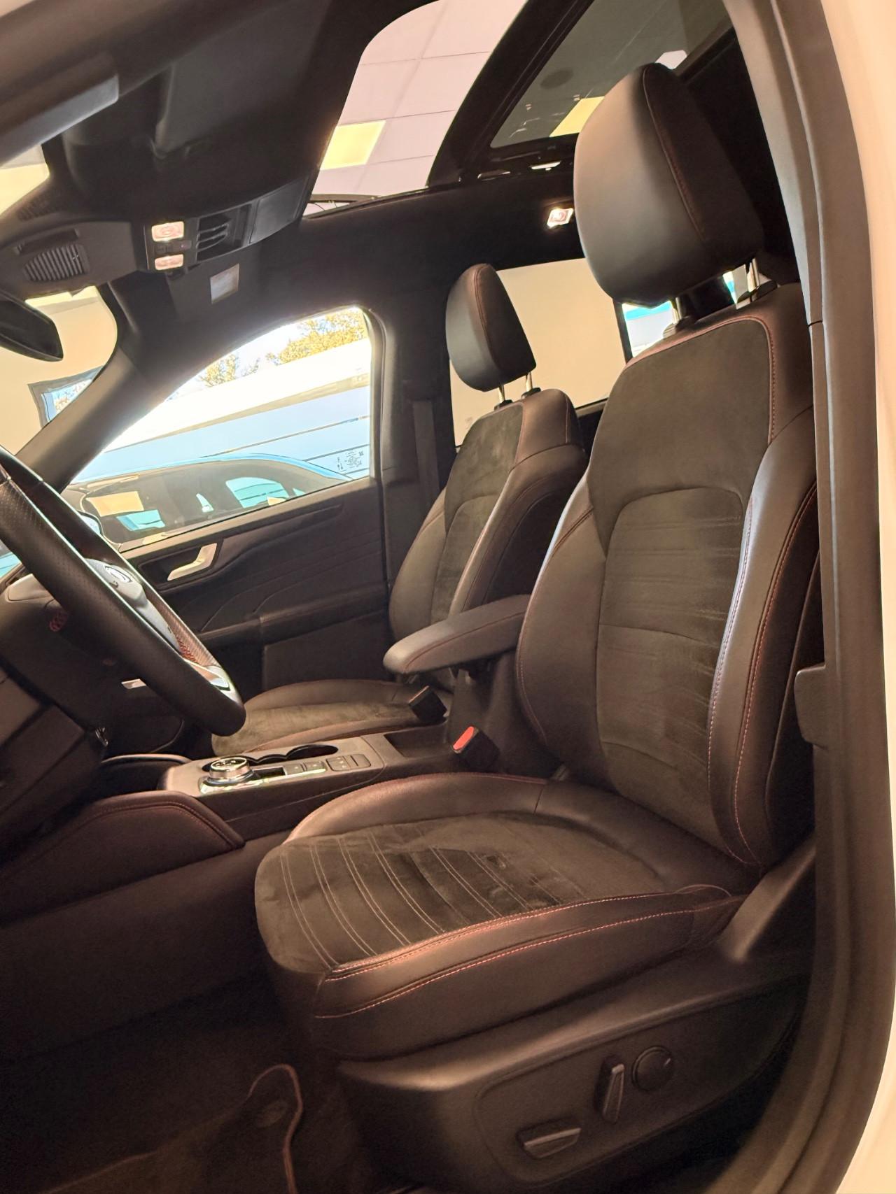 Ford Kuga 2.5 full hybrid ST-Line 190cv TETTO