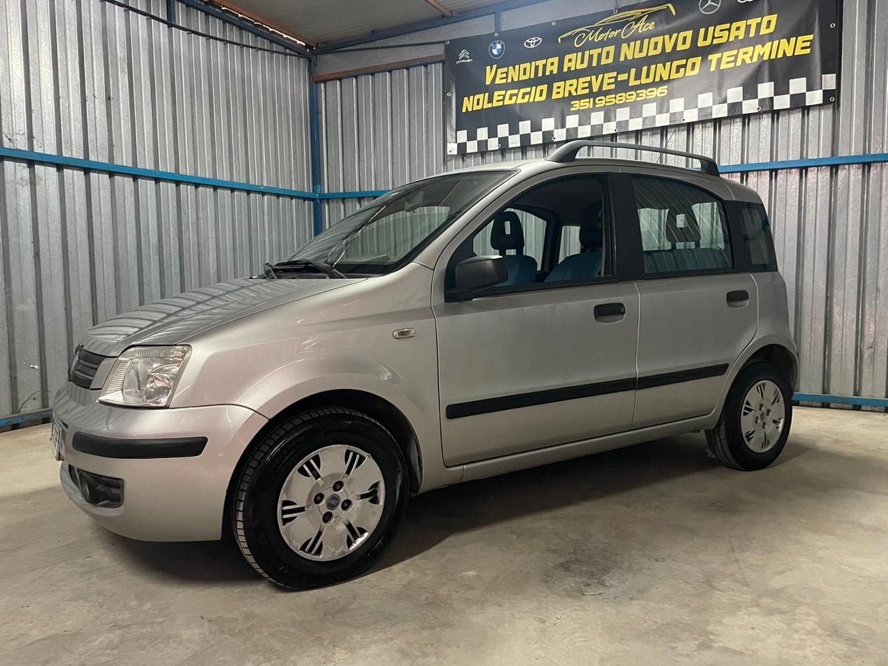 FIAT PANDA 1.2 - UNICO PROPRIETARIO - NEOPATENTATI