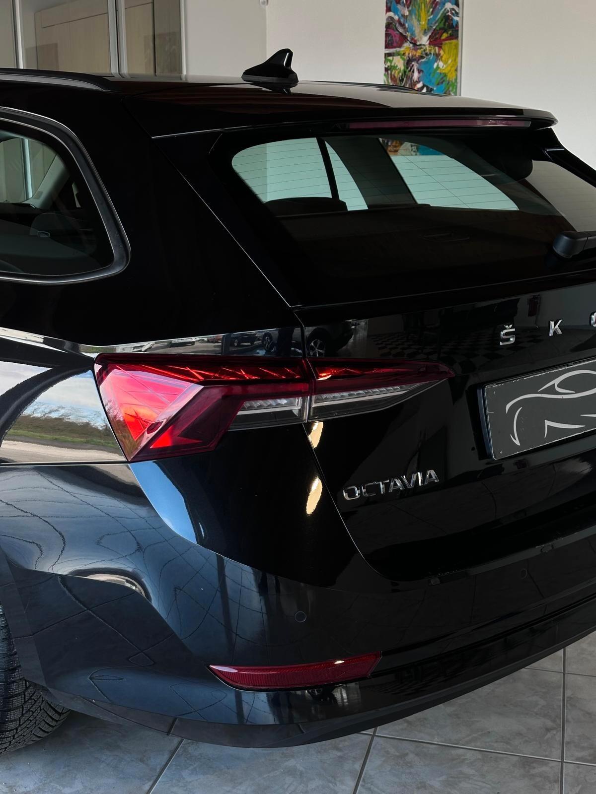 Skoda Octavia 2.0 TDI EVO SCR 150 CV DSG Wagon Executive 2023