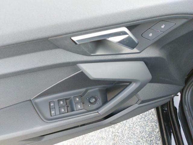 AUDI A3 SPB 30 TFSI S tronic Business Uniprò Fatturab.Navi