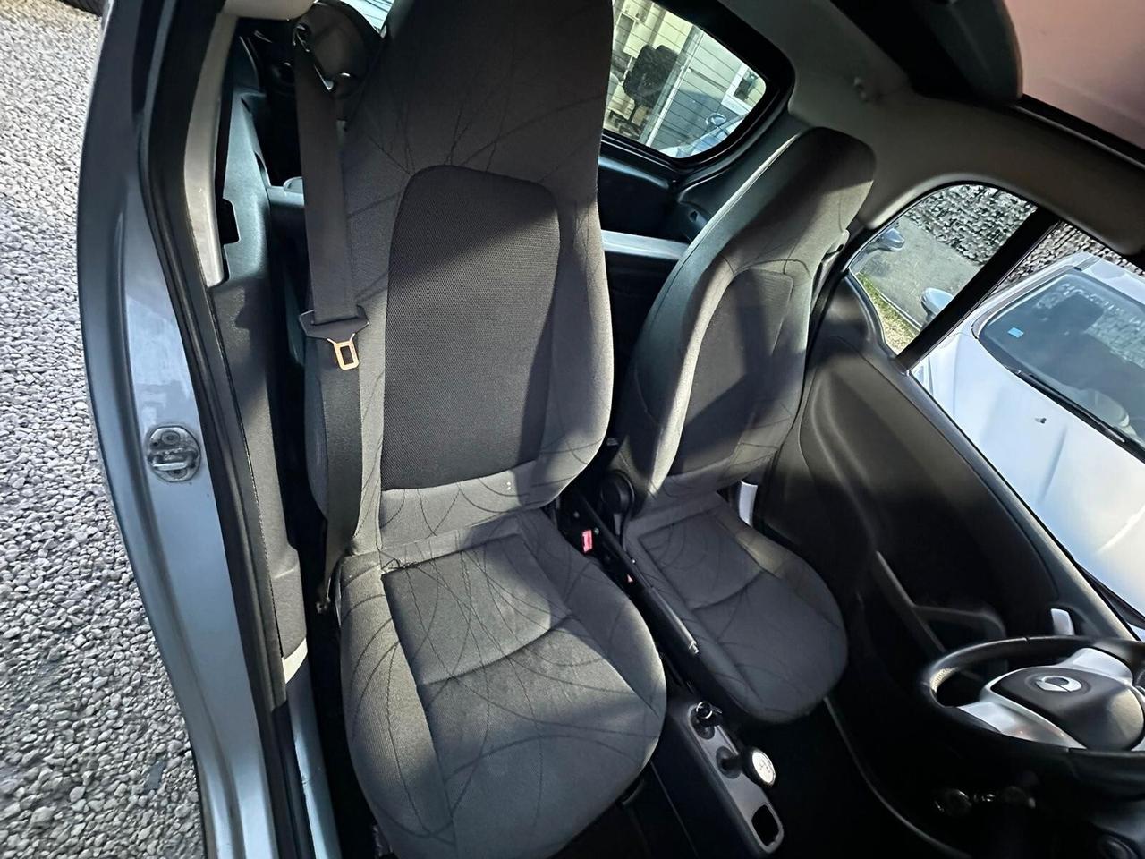 Smart ForTwo 52 kW MHD coupé White Tailor Made