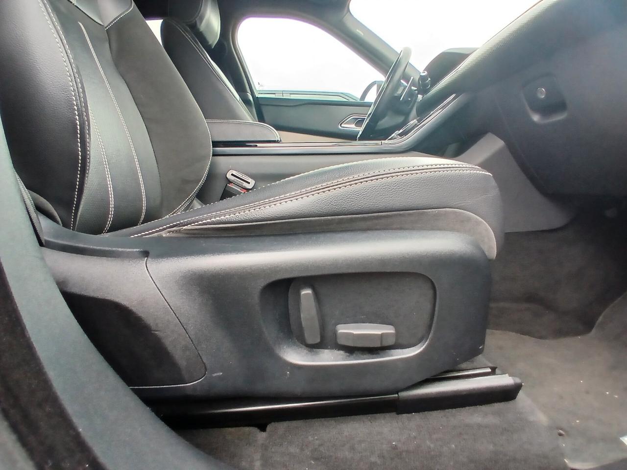 Land Rover Range Rover Velar 2.0D I4 240 CV S