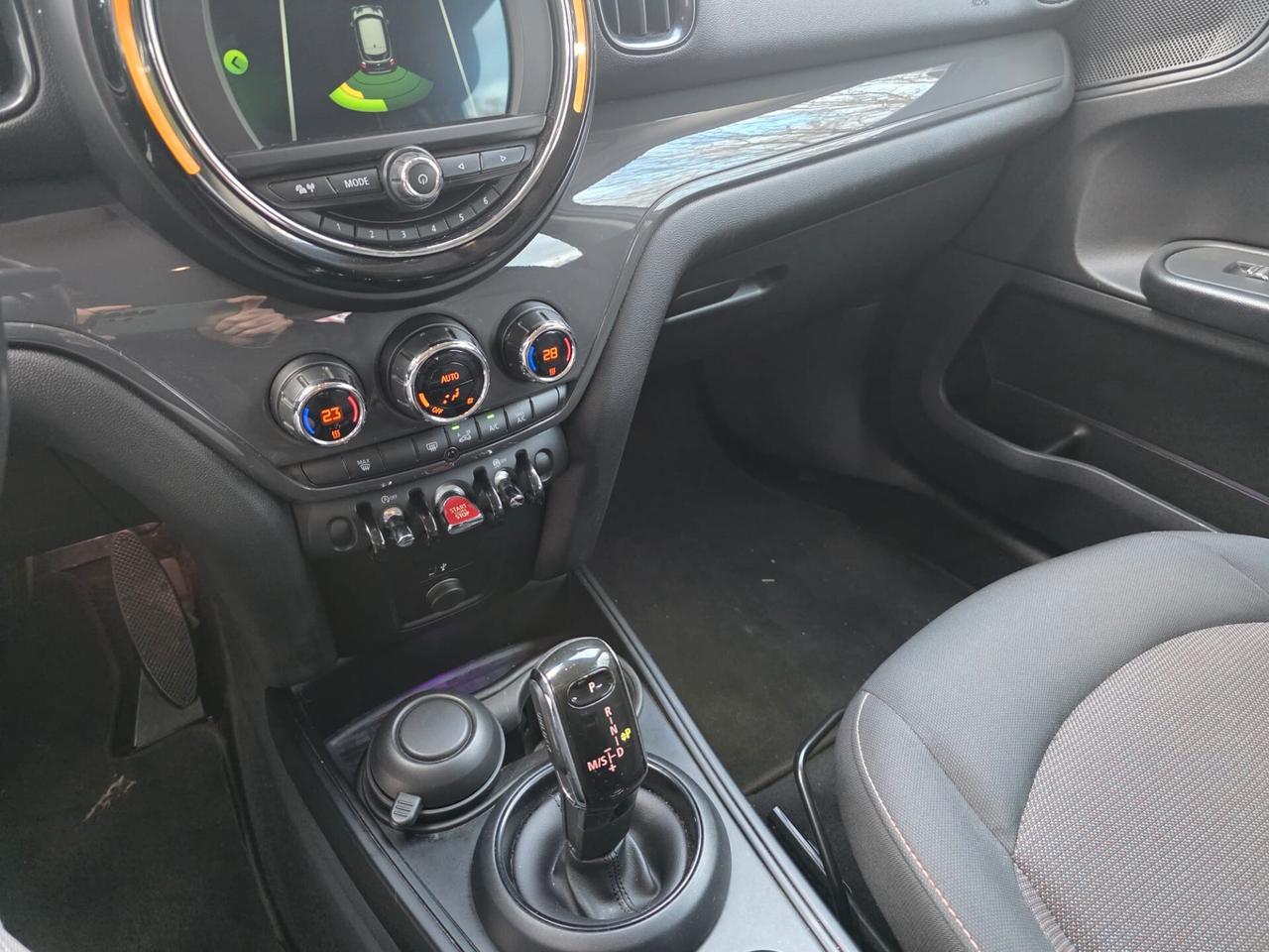 Mini Cooper D Countryman 2.0 Business Automatica