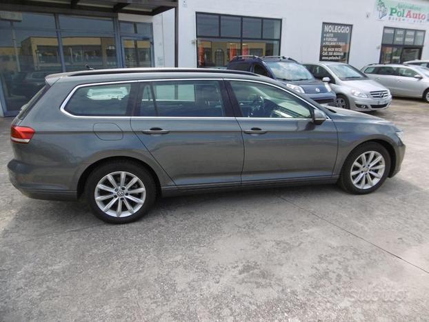 VOLKSWAGEN Passat Business Variant 2.0 TDI Execu
