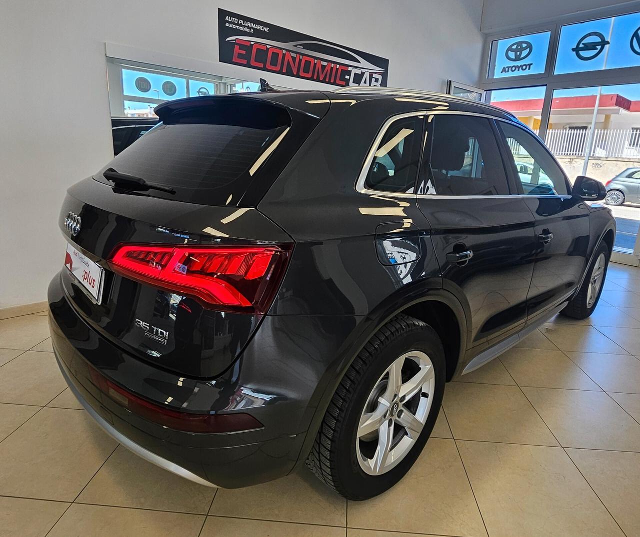 Audi Q5 35 TDI quattro S tronic Business Sport QUADRO COCKPIT