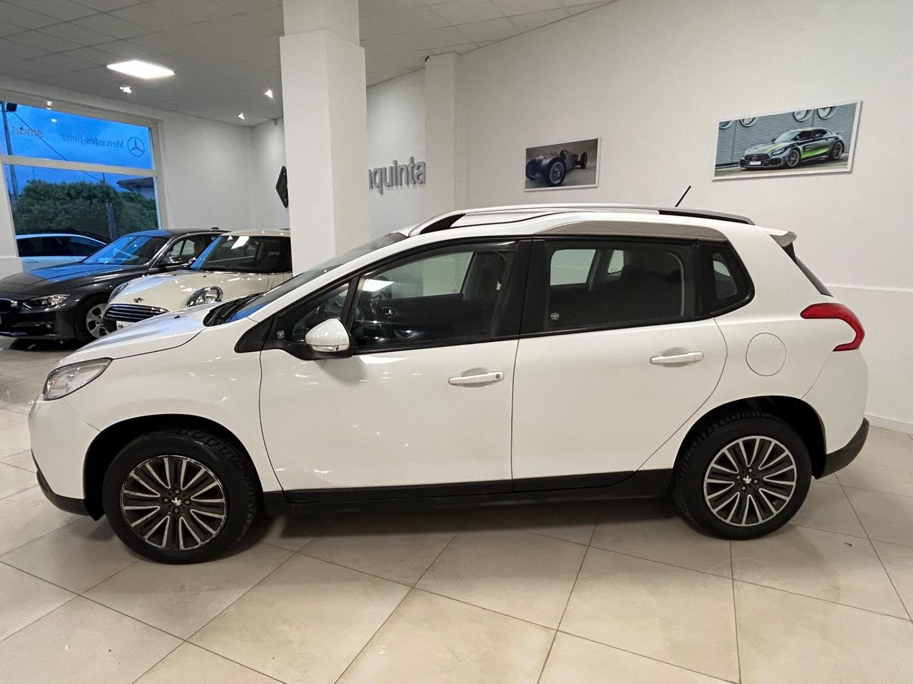 Peugeot 2008 BlueHDi 100 Active - gancio traino