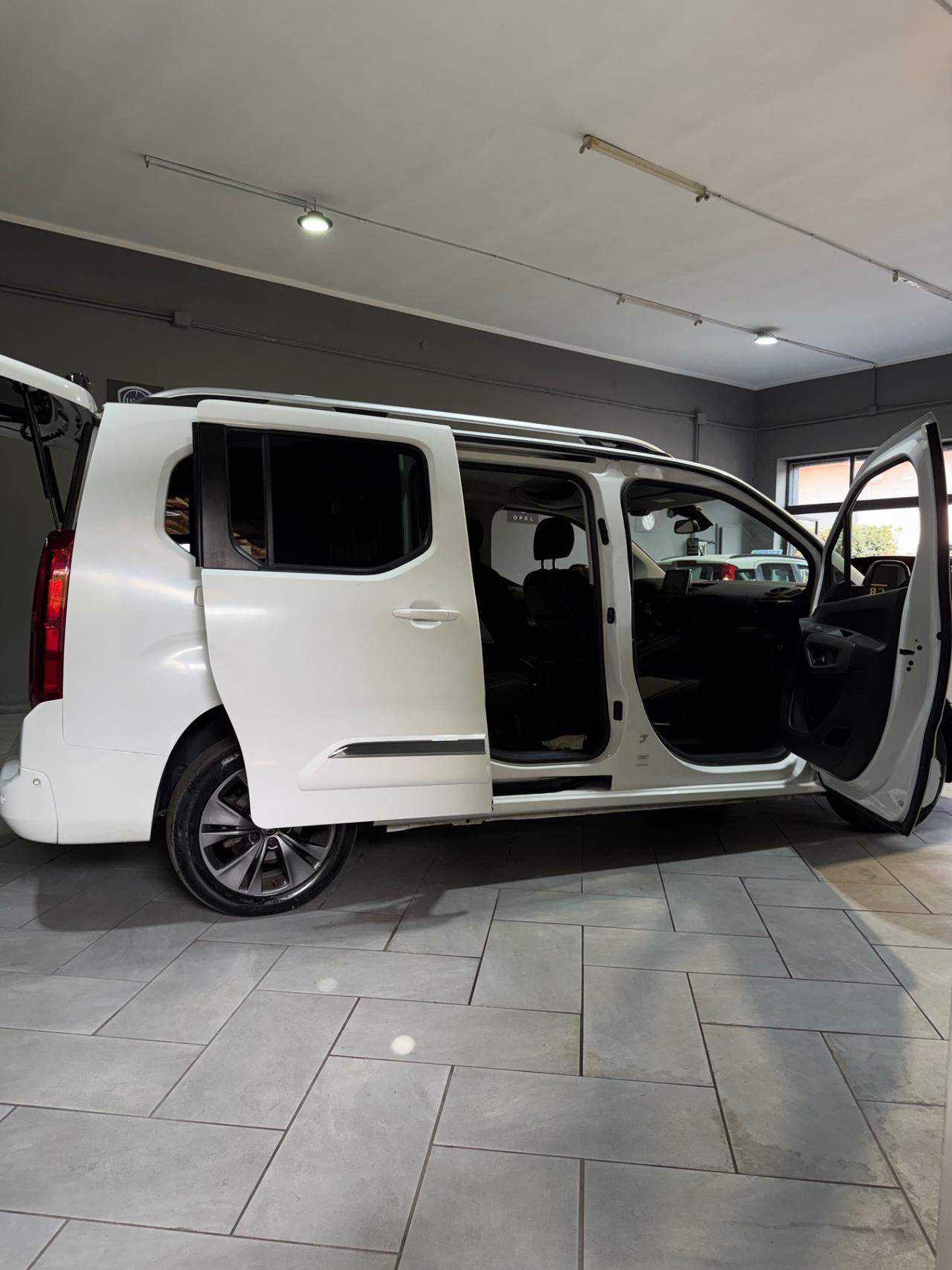 Toyota Proace 1.2 130 CV 7posti AUTOMATICO Luxury