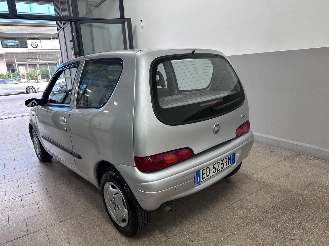 Fiat 600 1.1 Active 2010