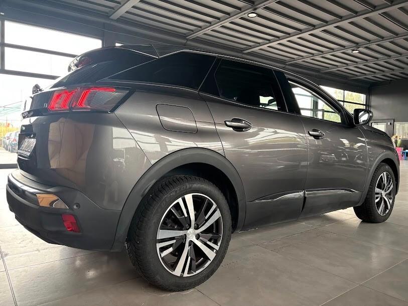 Peugeot 3008 BlueHDi 130 EAT8 Allure 78.000km