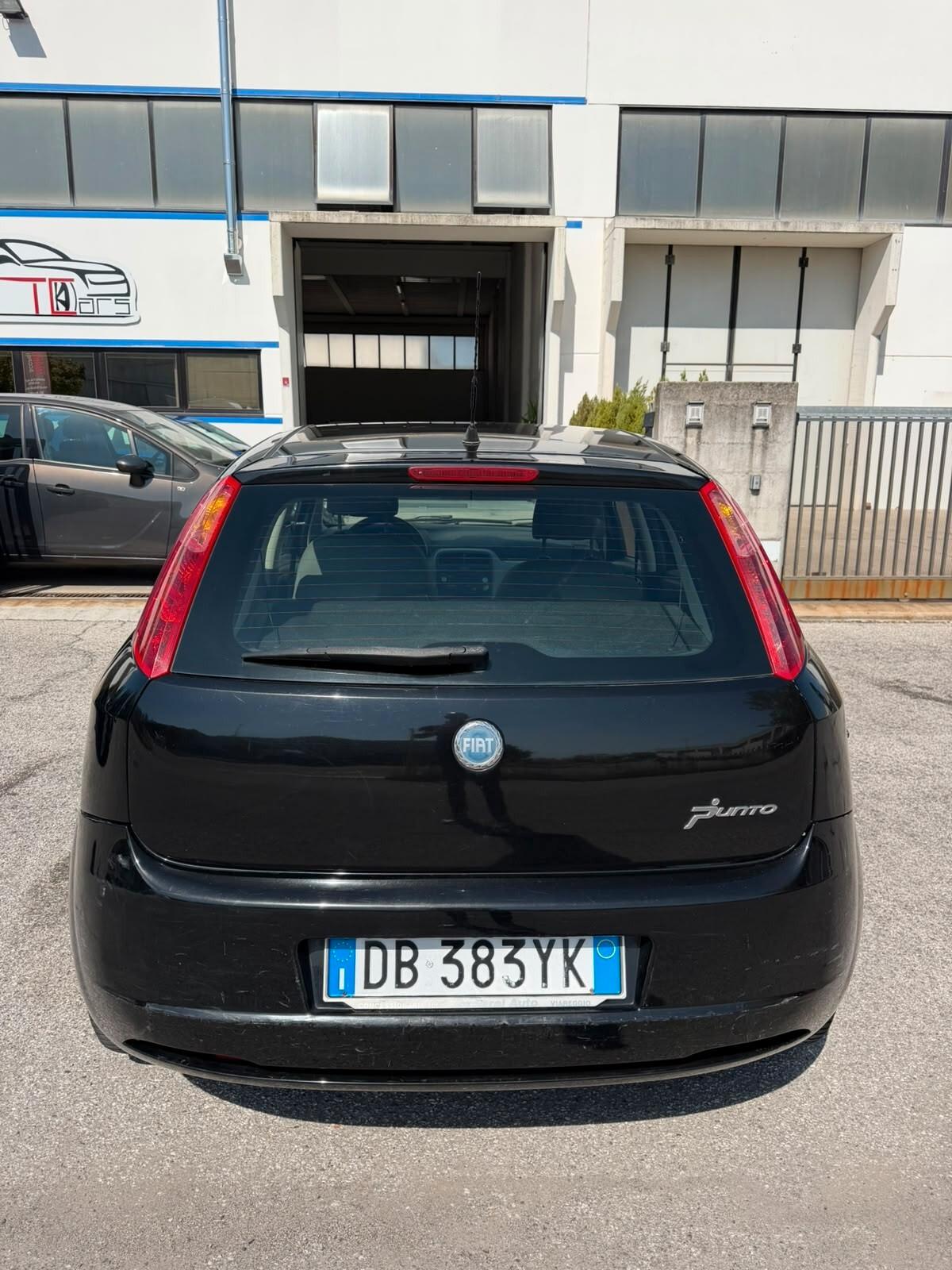 FIAT GRANDE PUNTO 1.2 GPL FINO 2028 - NEOPATENTE