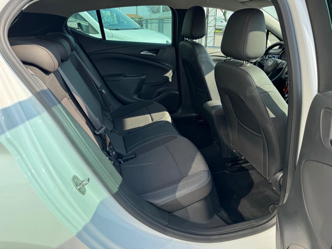 Opel Astra 1.6 CDTi 110CV Start&Stop 5 porte Innovation