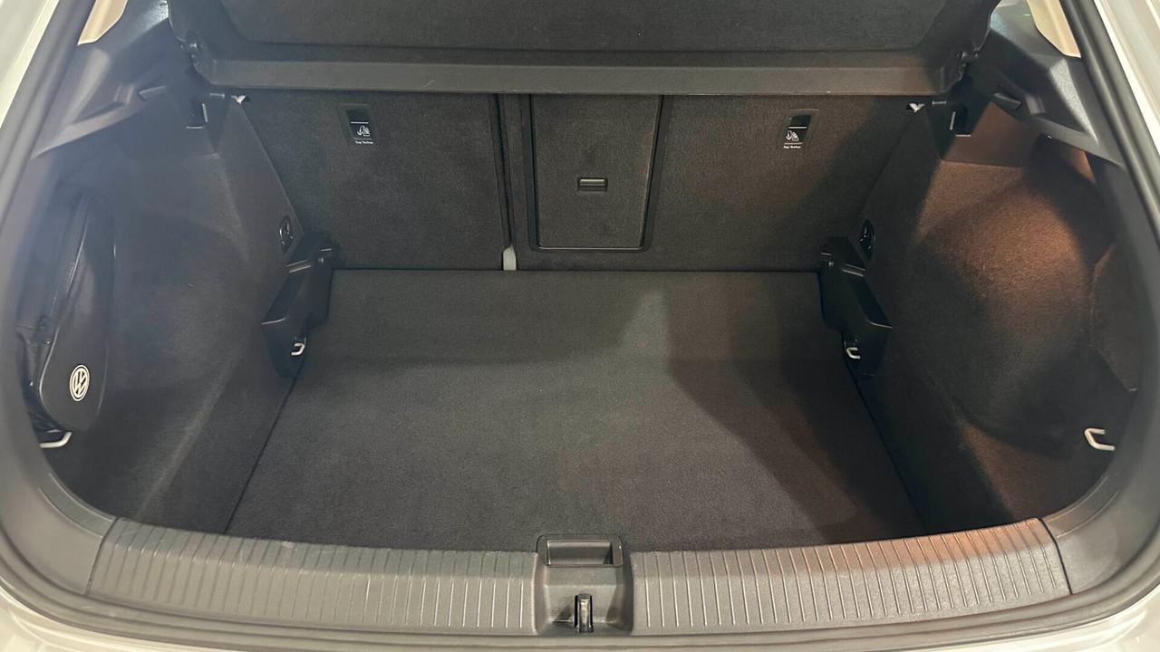 Volkswagen T-Roc 1.6 TDI SCR Business BlueMotion Technology