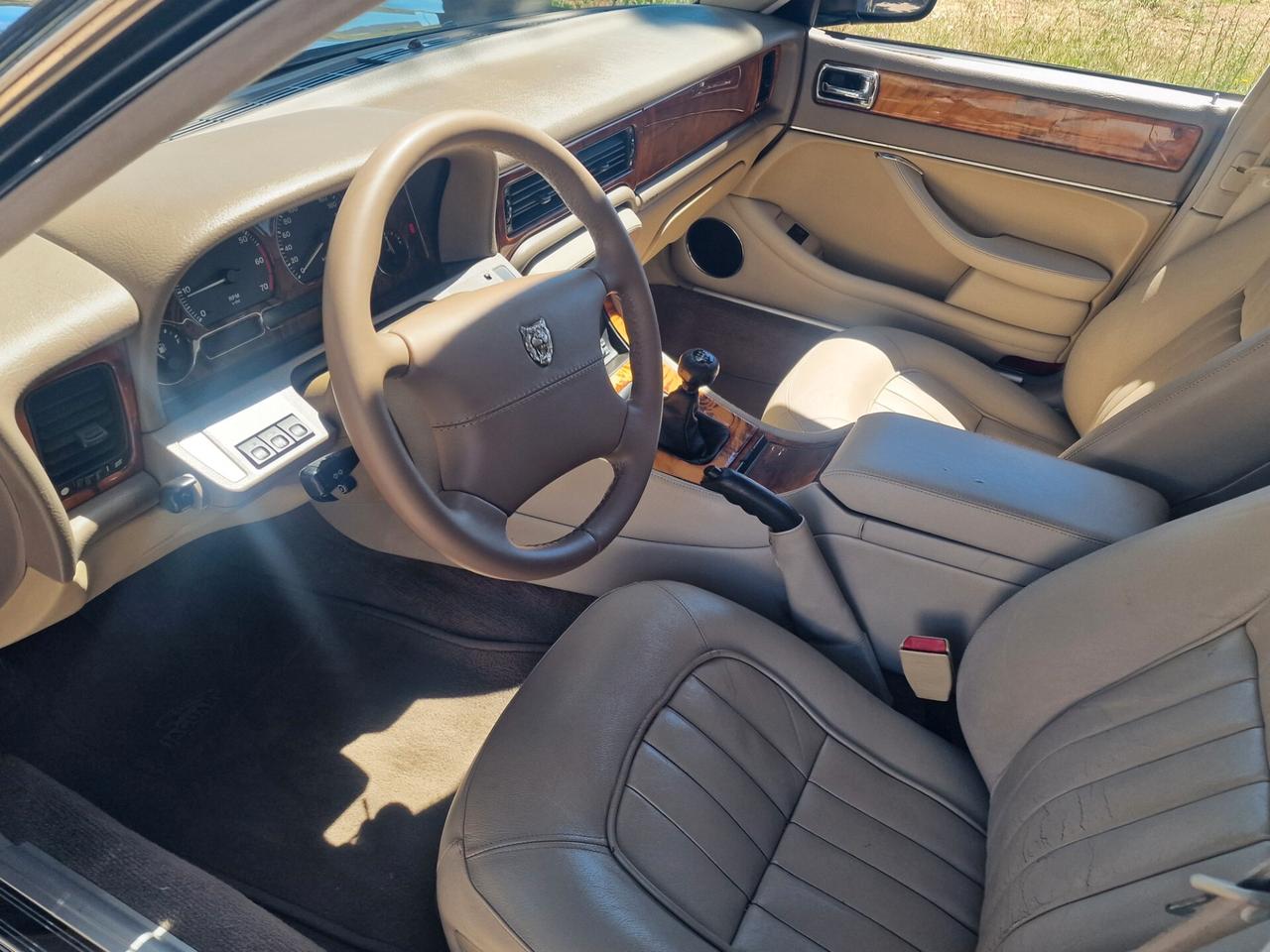 Jaguar XJ XJ6 3.2 Cambio Manuale - Book Service