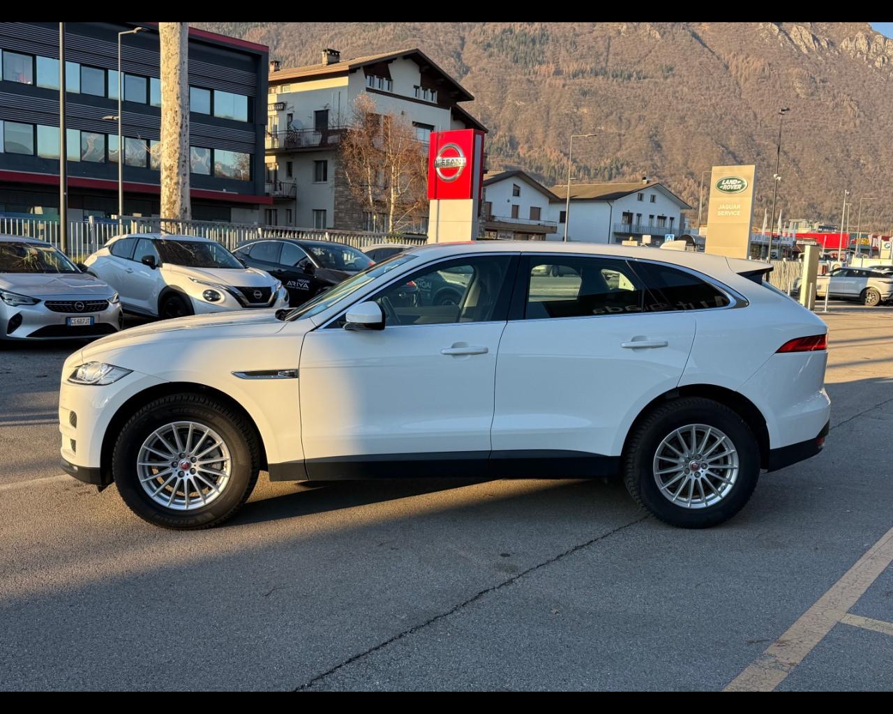 JAGUAR F-Pace (X761) - F-Pace 2.0 D 180 CV aut. Pure