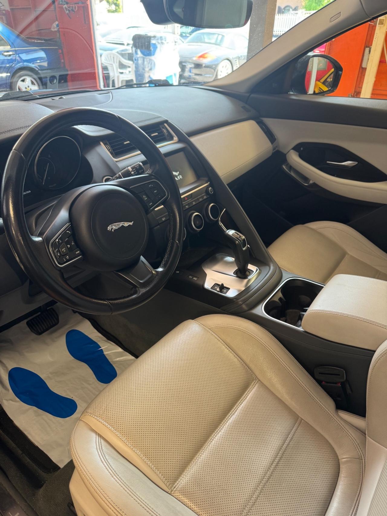 Jaguar E-Pace 2.0D 150 CV PERMUTE