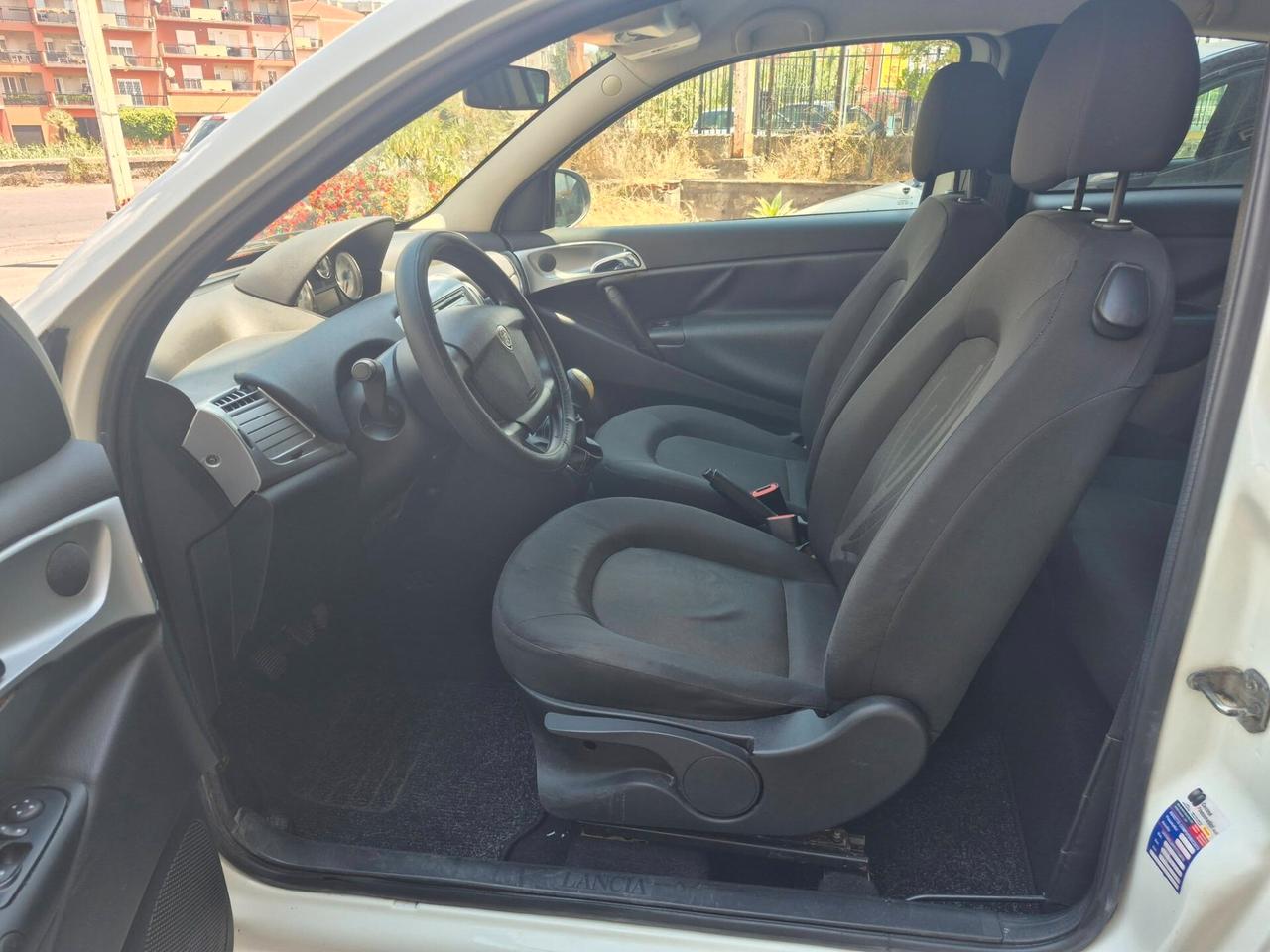 Lancia Ypsilon 1.2 69 CV Diva