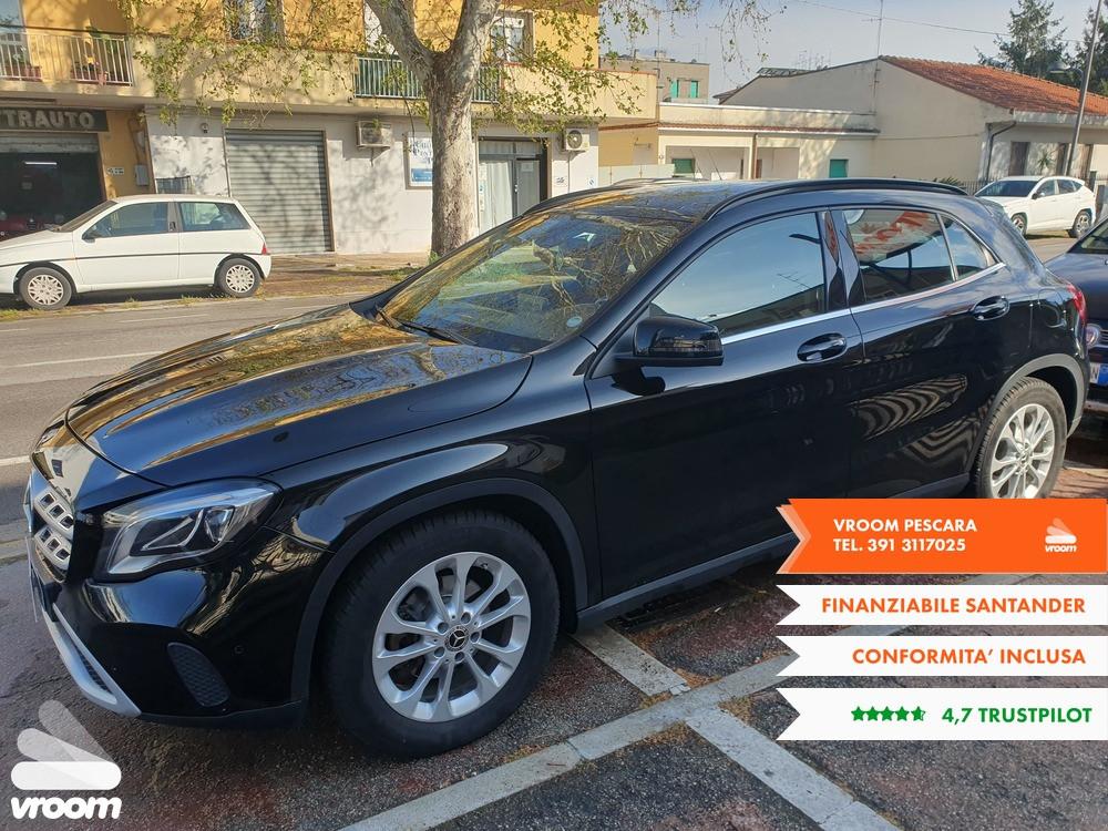 MERCEDES GLA 180 PREMIUM