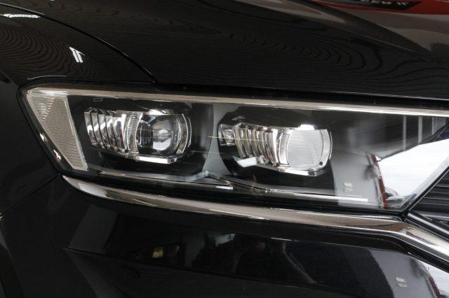 VOLKSWAGEN T-Roc 1.5 TSI ACT DSG R-LINE R LINE