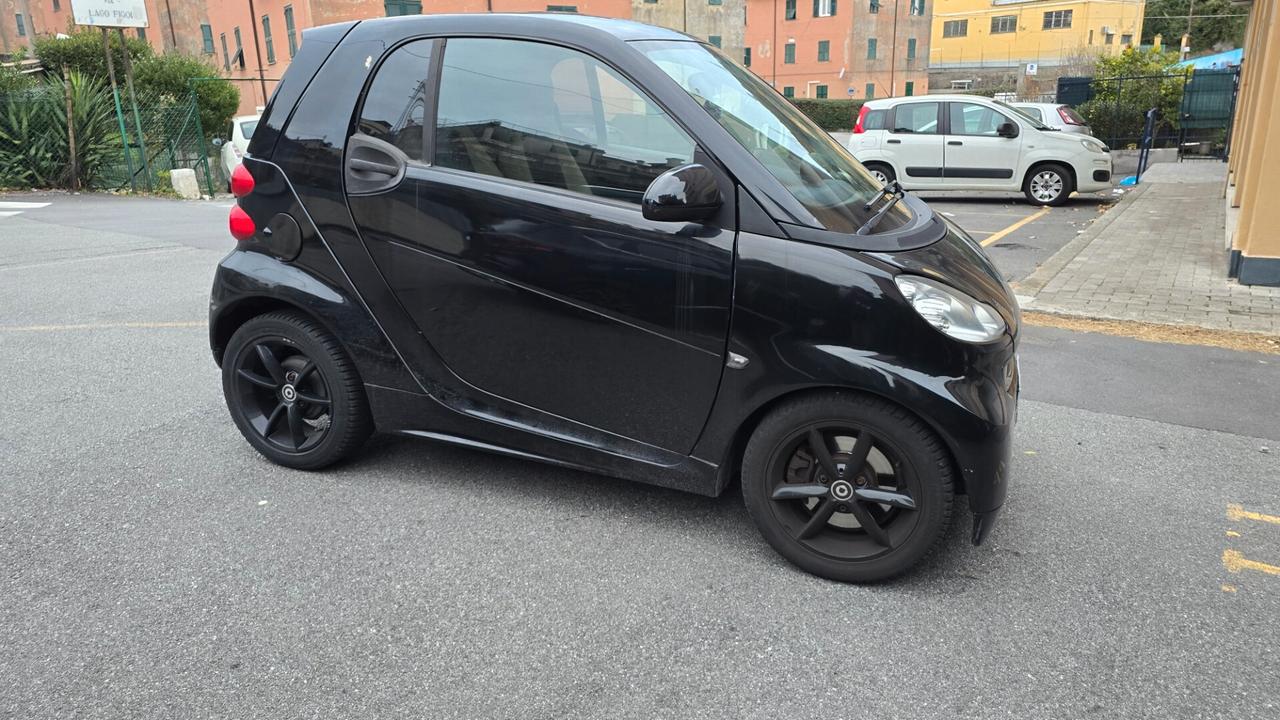 Smart ForTwo 1000 52 kW MHD coupé pure