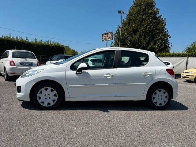 Peugeot 207 Plus 1.4 HDi 70CV 5 porte