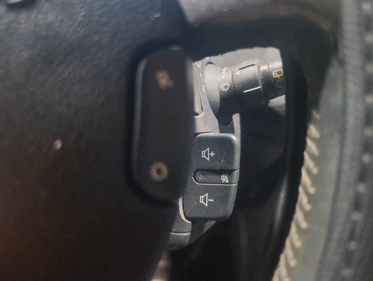 Renault Clio del 2009 benzina 80.000 km