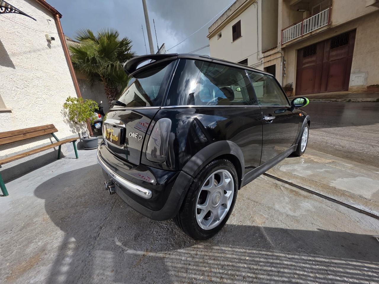 Mini 1.4 tdi One D de luxe