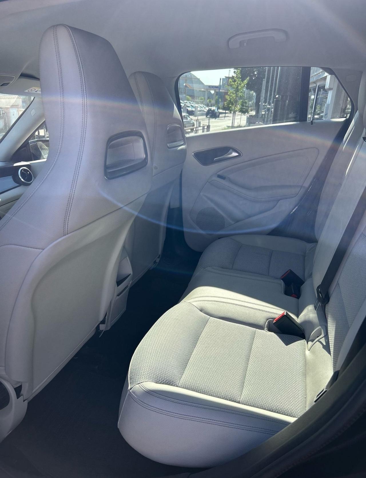Mercedes-benz CLA 180 CLA 180 d S.W. Automatic Premium