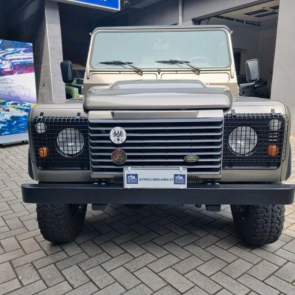Land Rover Defender RESTORED 90 2.2 PUMA TD4- LIFE&STYLE
