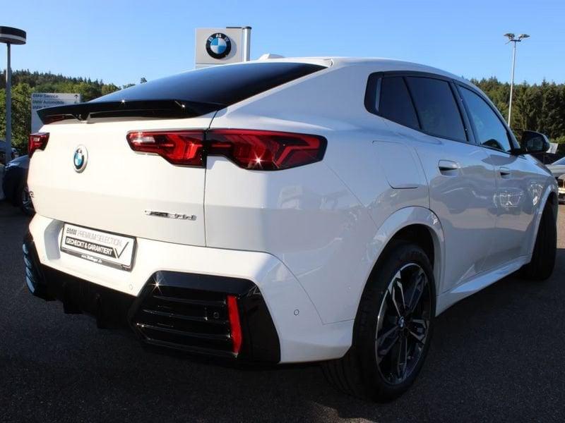 BMW X2 sDrive 20d M Sport Harman Kardon Pelle 19" Camera
