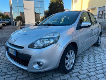 Renault Clio 1.2 16V 5 porte Luxe IDONEA NEOPATENTATI