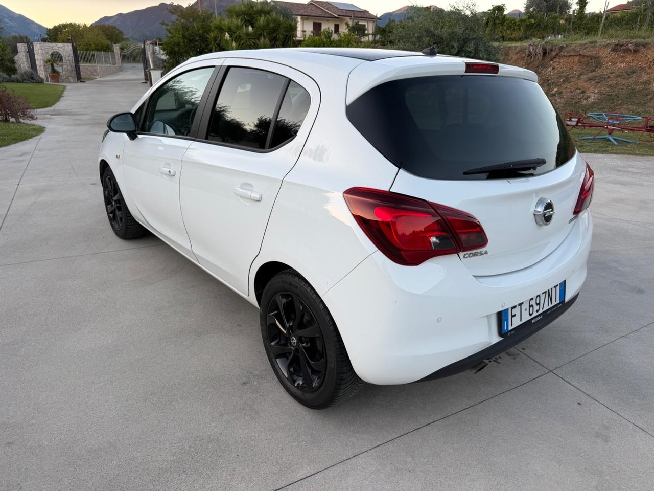 Opel Corsa 1.4 90CV GPL Tech 5 porte Advance
