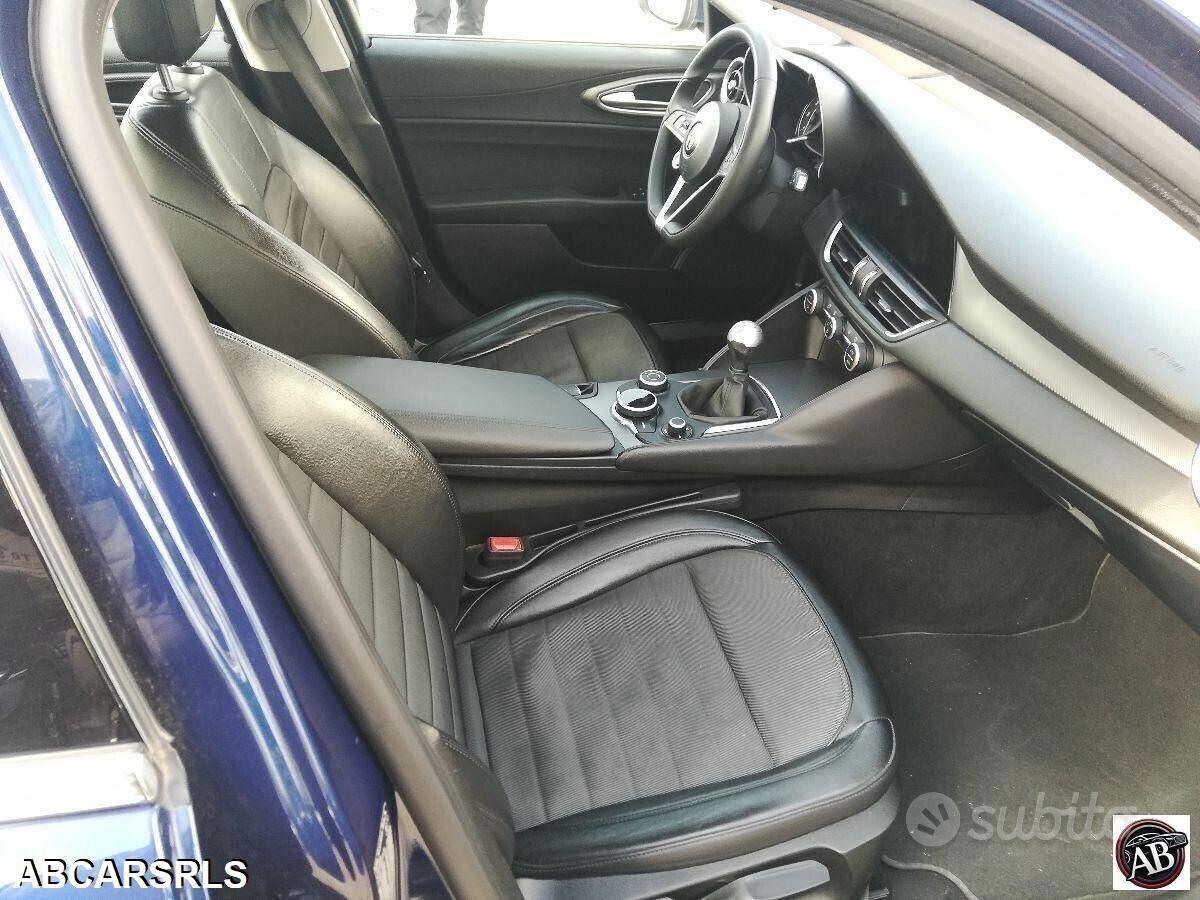 Alfa Romeo Giulia 2.2 Turbodiesel 180 CV Super