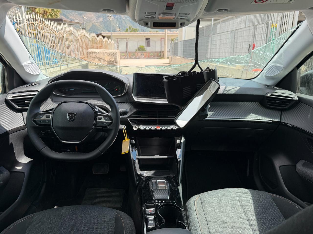 PEUGEOT 208 2026 1.2 HYBRID 101 CV *AIRB OK