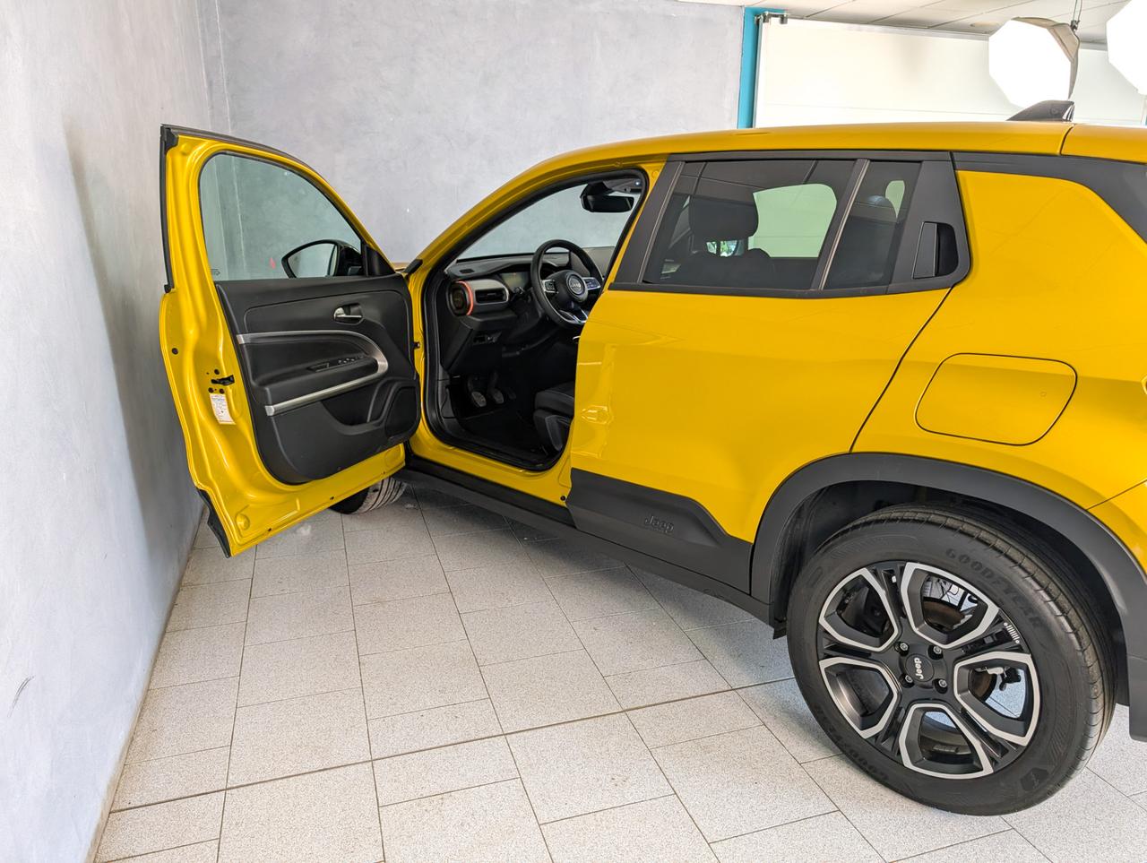 Jeep avenger 1.2 Turbo 100cv Summit