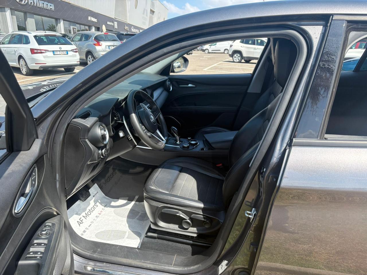 Alfa Romeo Stelvio 2.2 Turbodiesel 180 CV AT8 RWD Super