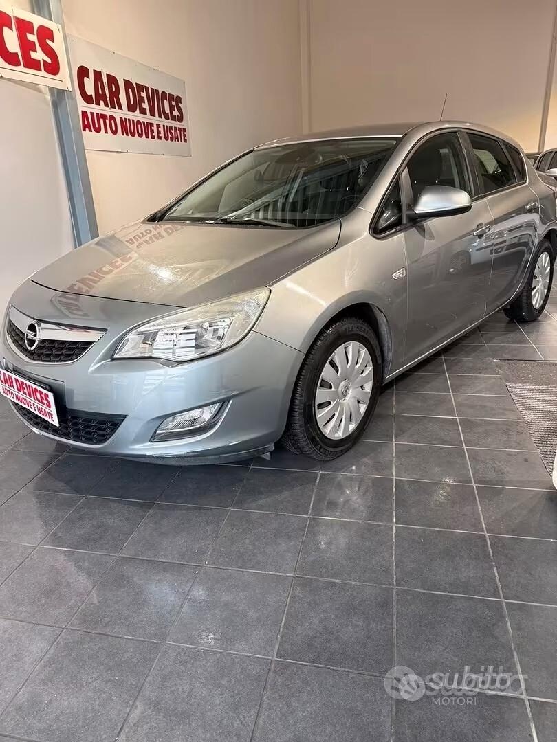 Opel Astra 1.7 CDTI - UNICO PROPRIETARIO- ROTTAMAZIONE GRATUITA