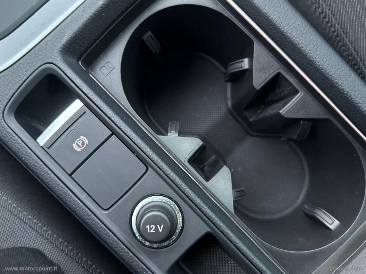 AUDI Q3 SPORTBACK 45 TFSI e S tronic Bus. Plus