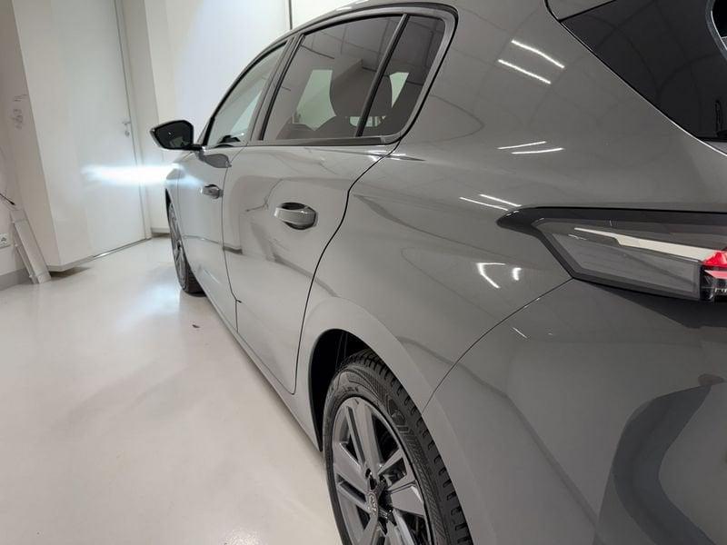 Peugeot 308 308 1.2 PureTech 5Pt Turbo Allure S&S 130CV