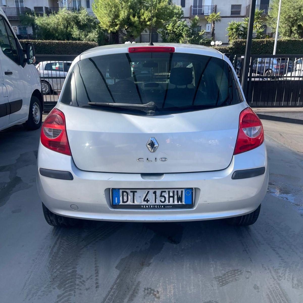 RENAULT - Clio - 1.5 dCi 85 CV 5p. Dynamique