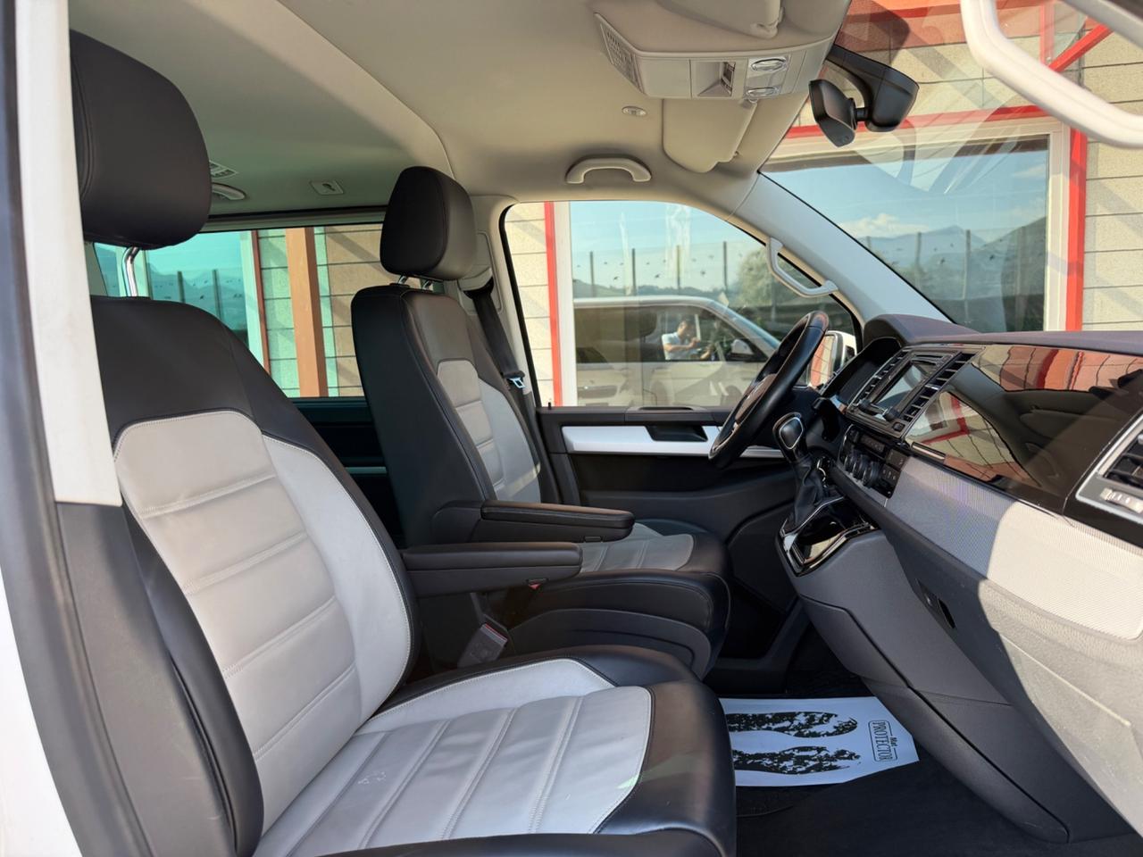 Volkswagen Multivan T6 4x4 BULLI - FULL