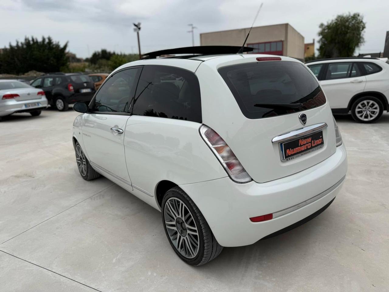 LANCIA Y 2008 1.3 MJT 75cv Modamilano