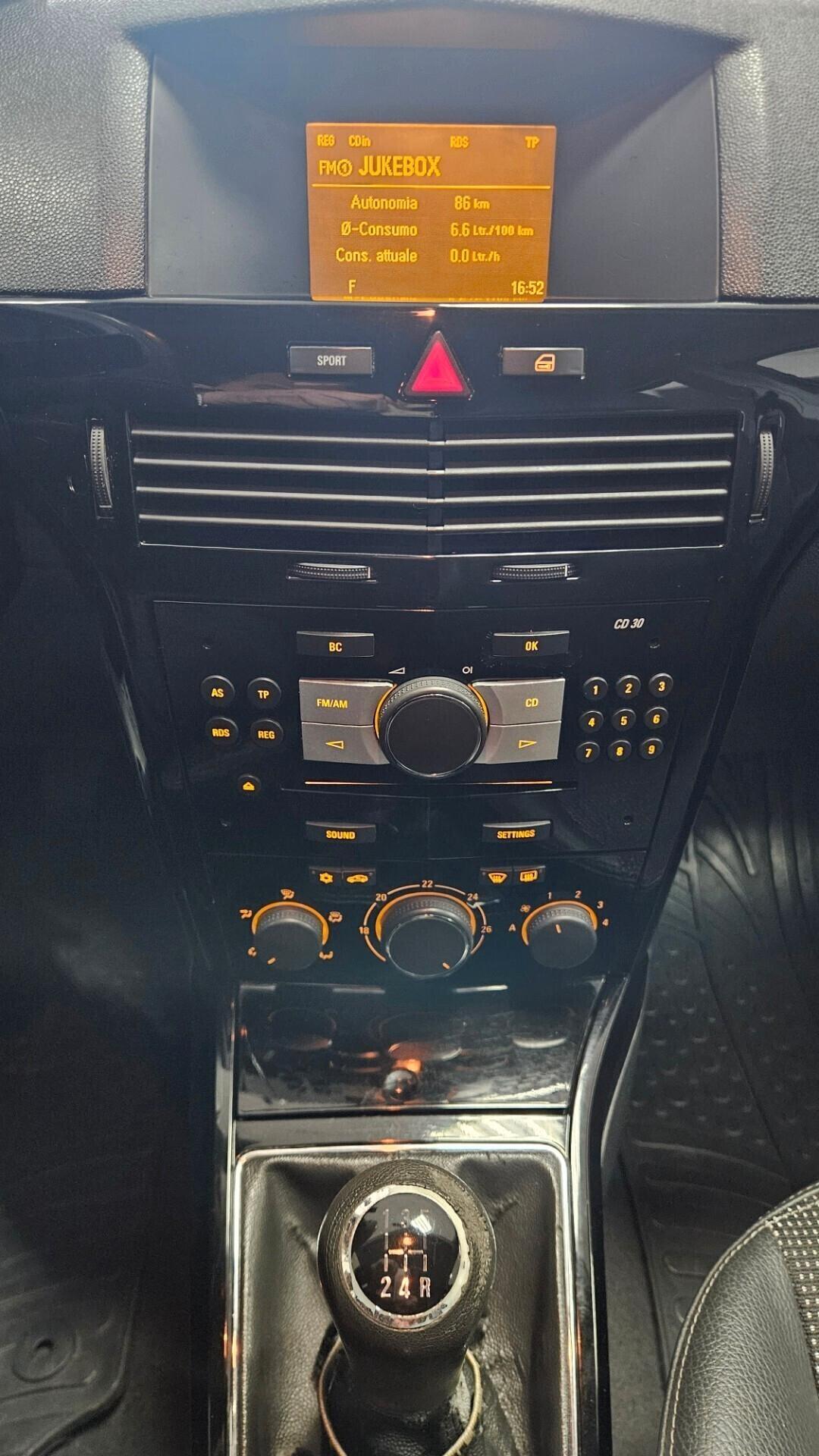 Opel Astra 1.7 CDTI 101CV 5 porte Cosmo