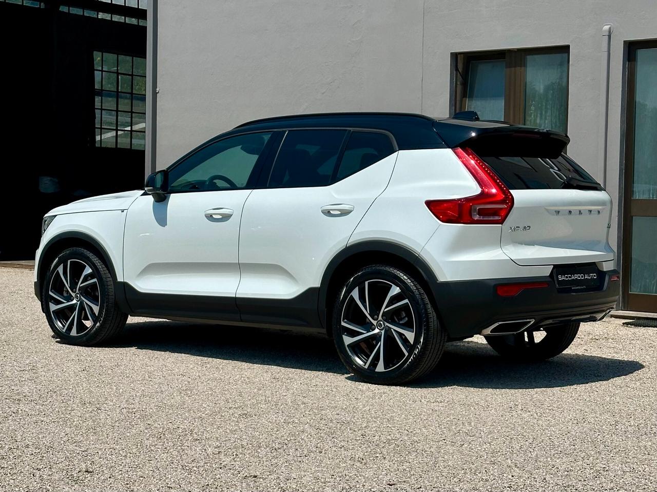 Volvo XC40 2.0 D4 R-Design 190cv AWD | PREZZO PROMO